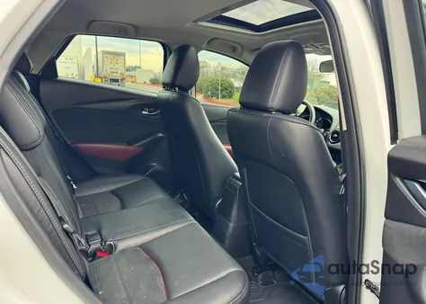 2018 Mazda Cx-3 Grand Touring z USA, uszkodzony, nr VIN JM1DKFD71J0303246